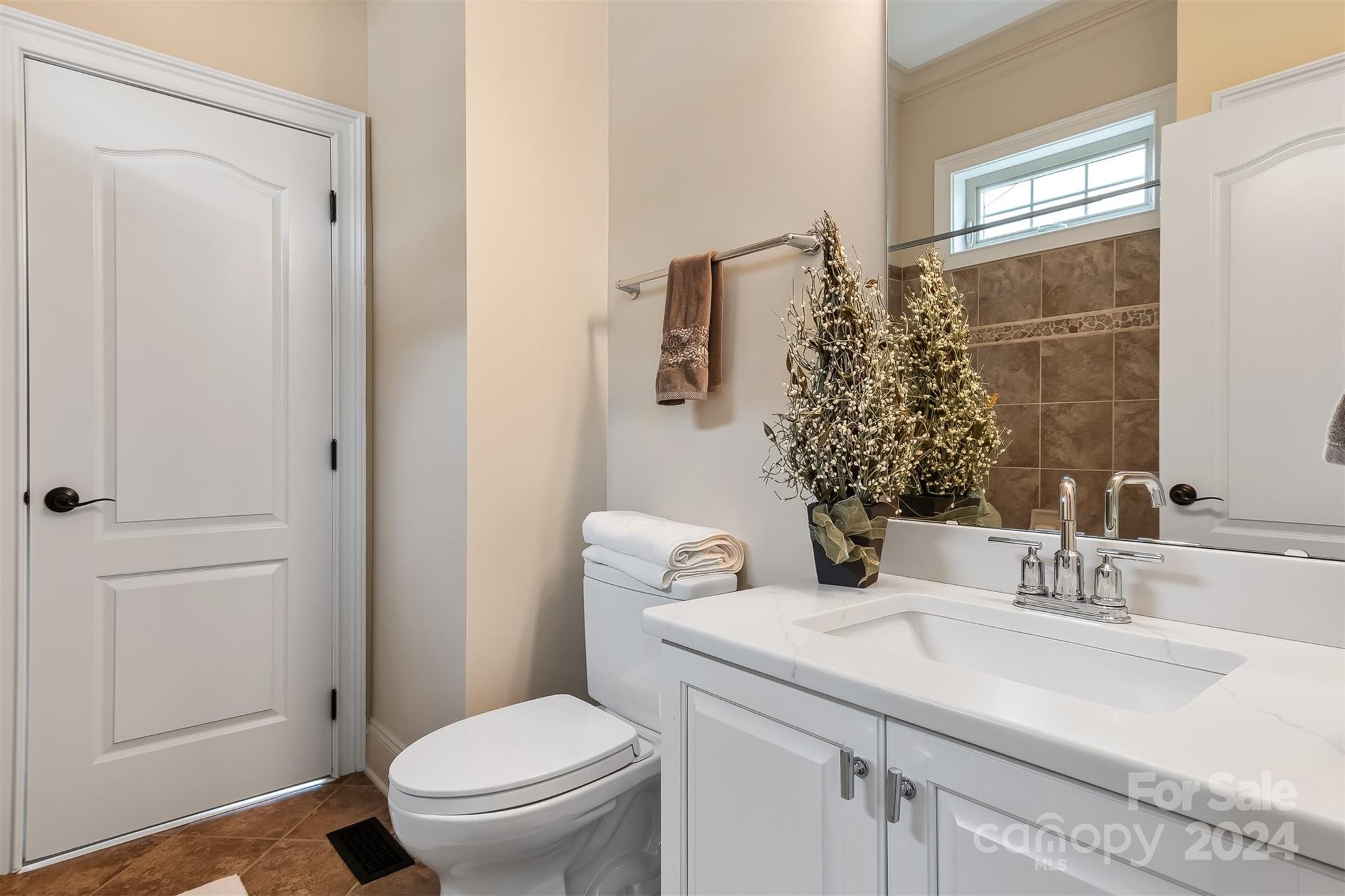 15608 Lake Ridge Road Charlotte NC 28278