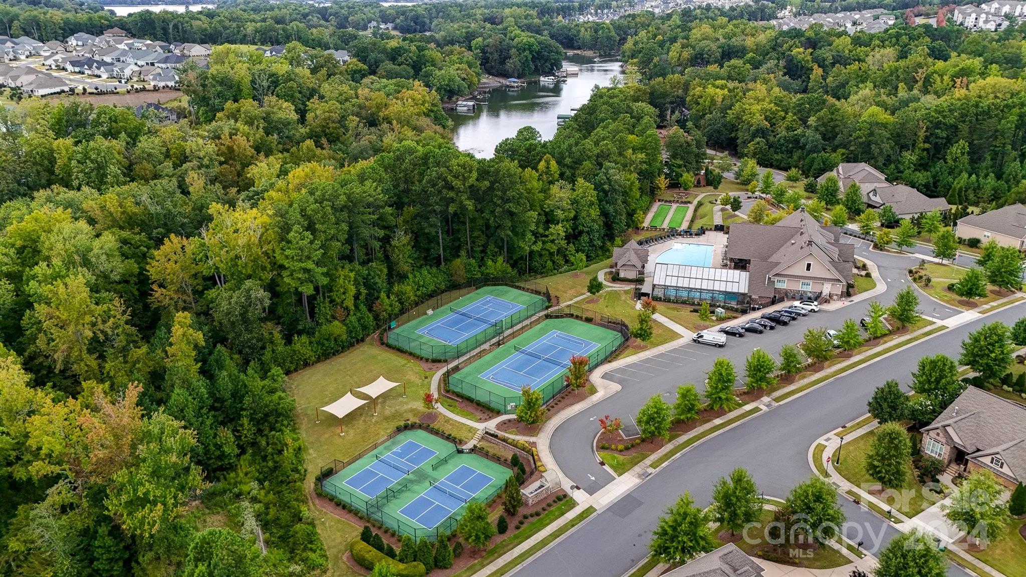 15608 Lake Ridge Road Charlotte NC 28278
