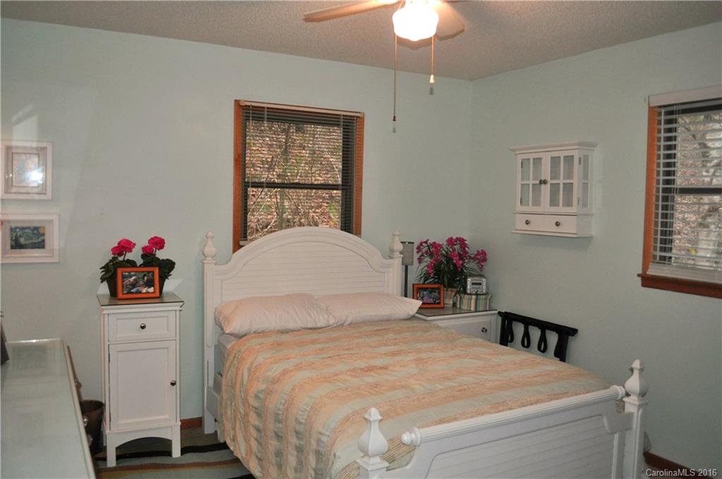 407 Bald Mountain Road Burnsville NC 28714