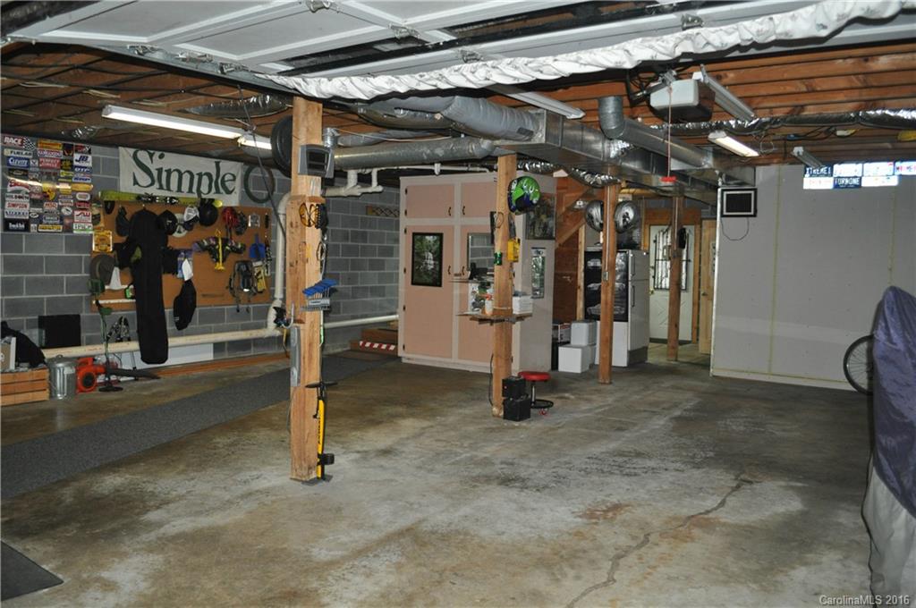 407 Bald Mountain Road Burnsville NC 28714