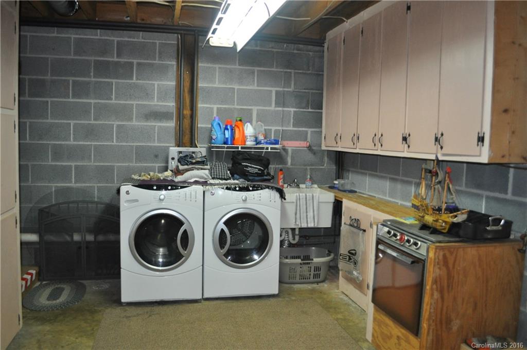 407 Bald Mountain Road Burnsville NC 28714