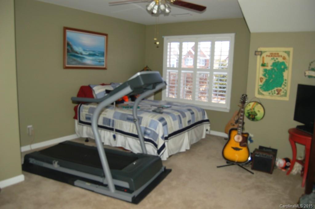 11325 Corliss Avenue Charlotte NC 28277