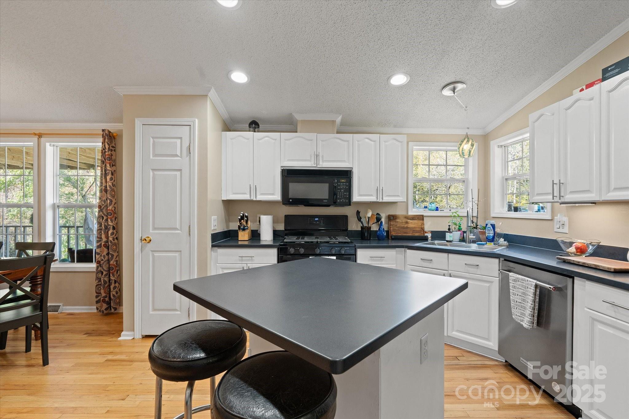 187 Rusty Sweet Drive Burnsville NC 28714