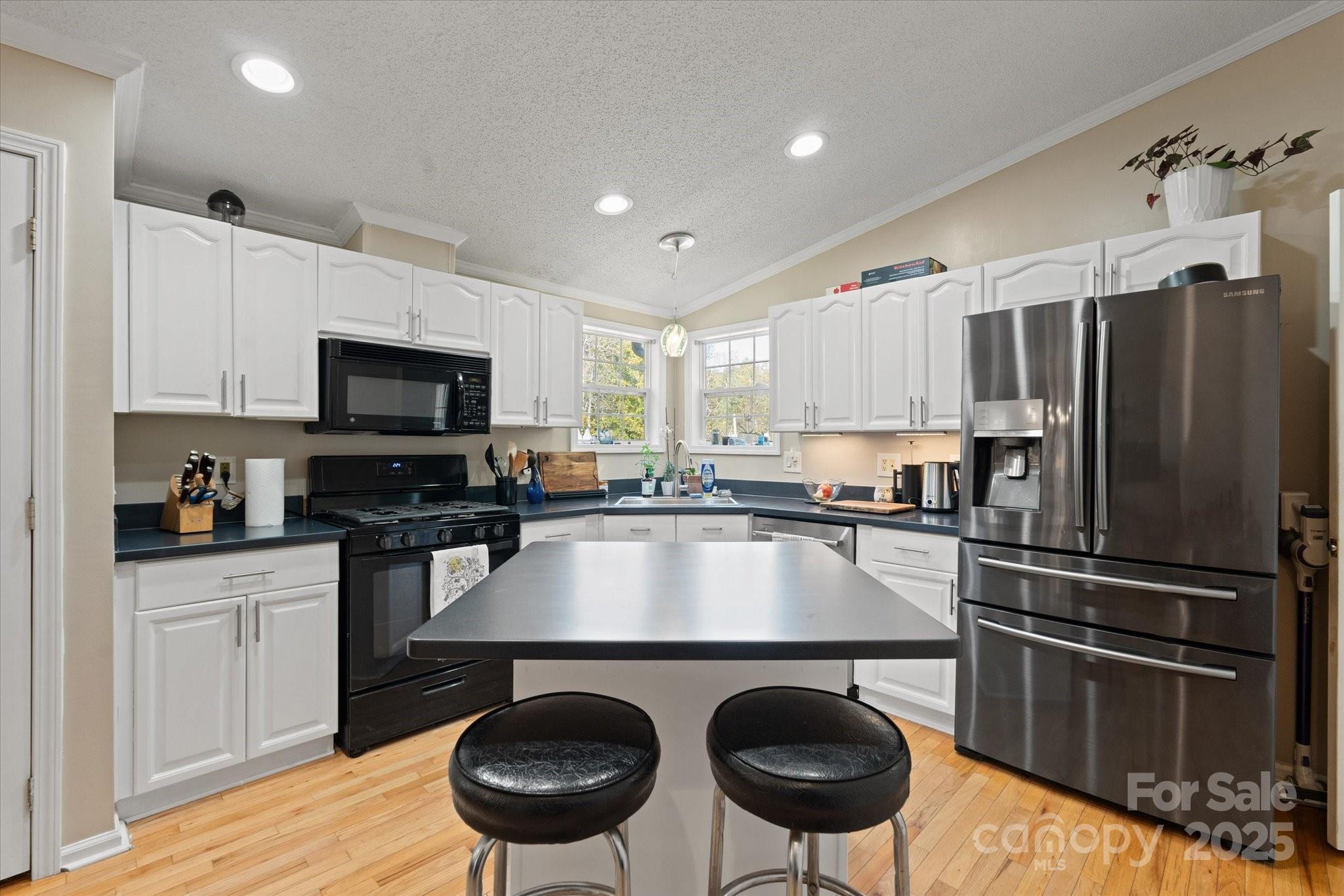 187 Rusty Sweet Drive Burnsville NC 28714