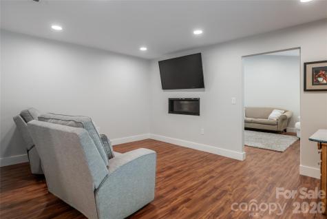 144 Sondley Parkway Asheville NC 28805