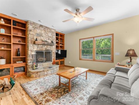 253 Sandy Lane Brevard NC 28712