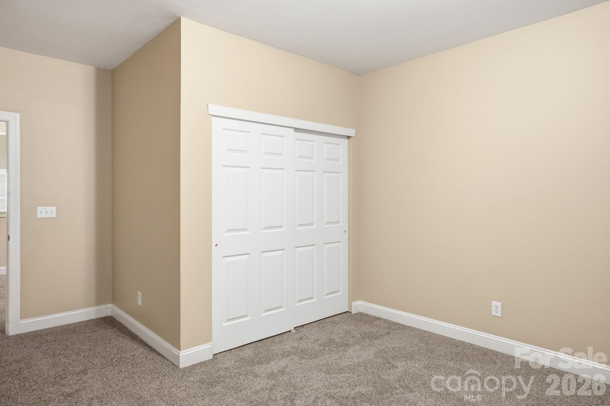 9527 Seamill Road Charlotte NC 28278