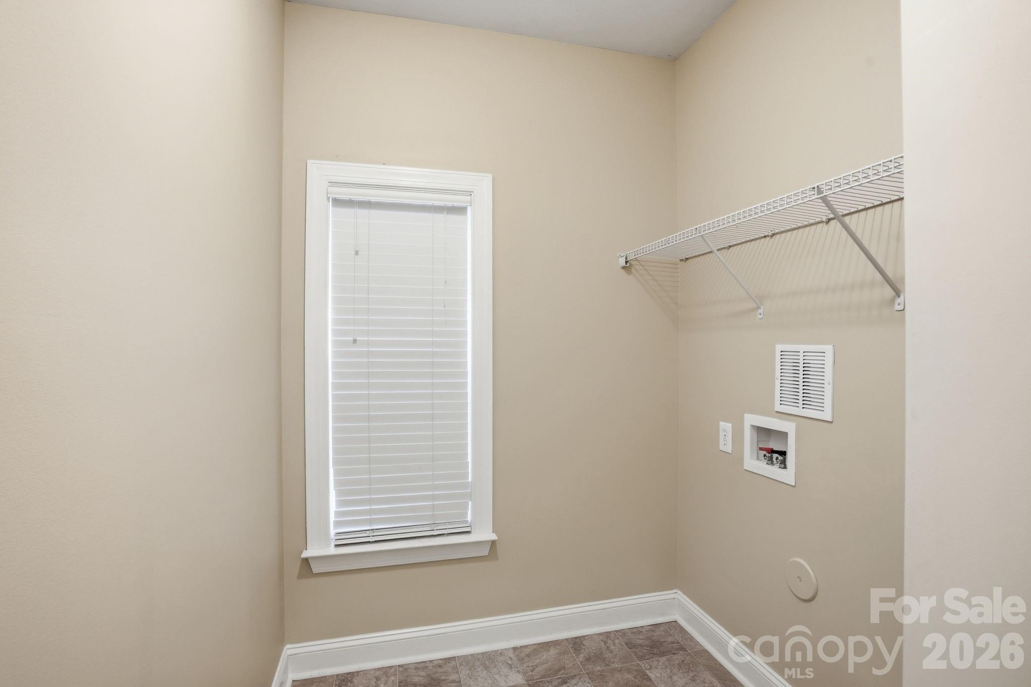 9527 Seamill Road Charlotte NC 28278