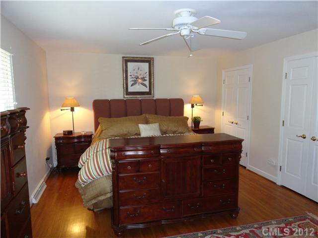2511 Handley Place Charlotte NC 28226