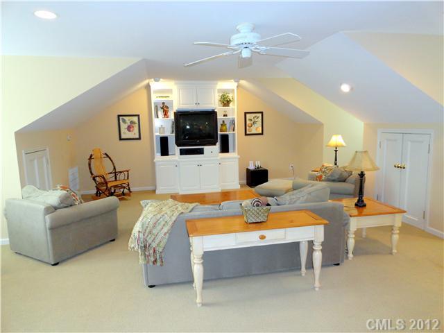 2511 Handley Place Charlotte NC 28226