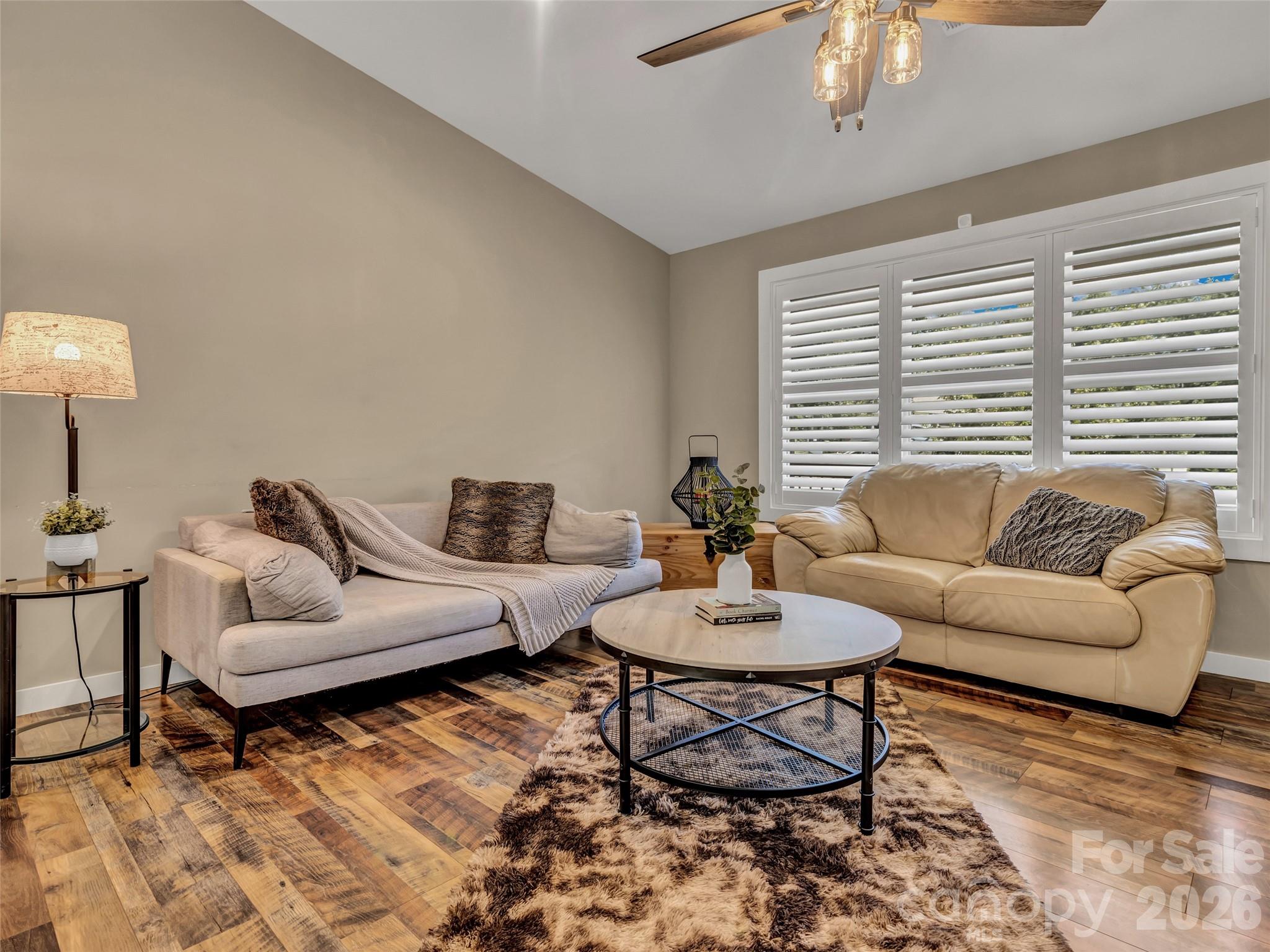 212 Walt Drive Hendersonville NC 28792
