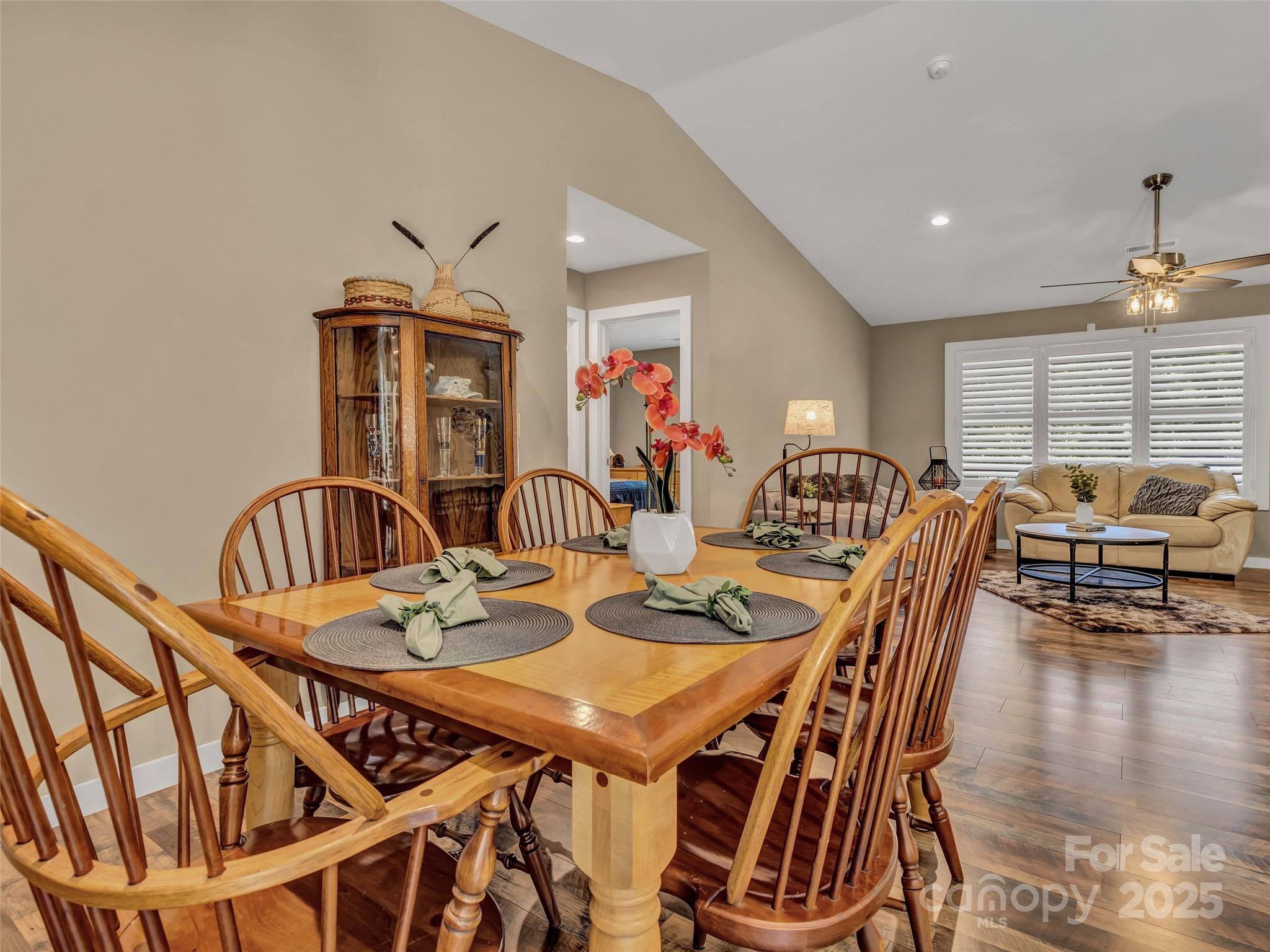 212 Walt Drive Hendersonville NC 28792