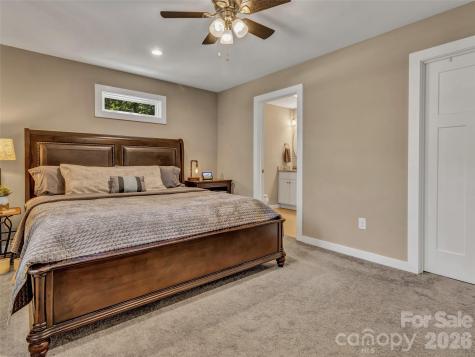 212 Walt Drive Hendersonville NC 28792