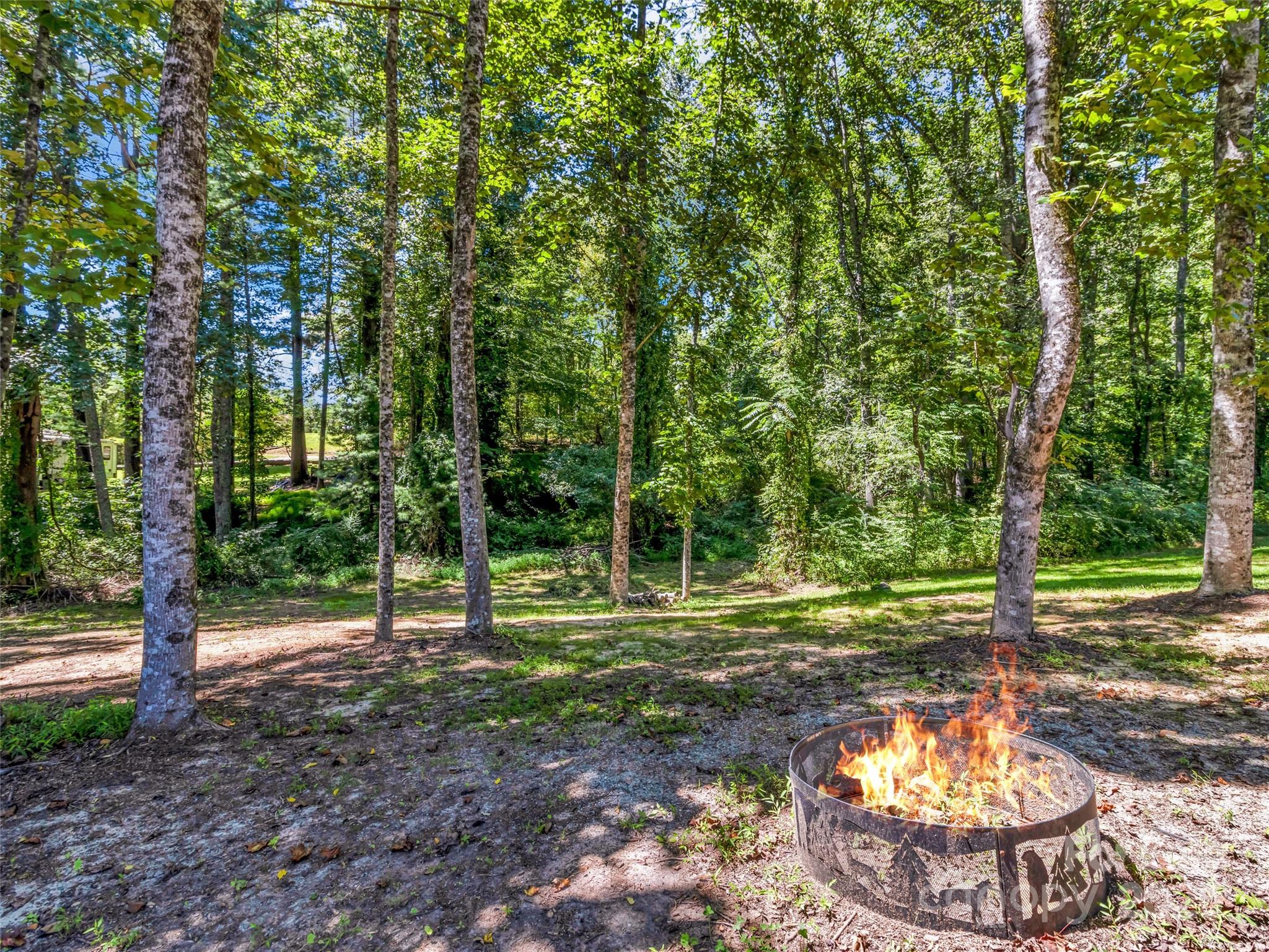 212 Walt Drive Hendersonville NC 28792