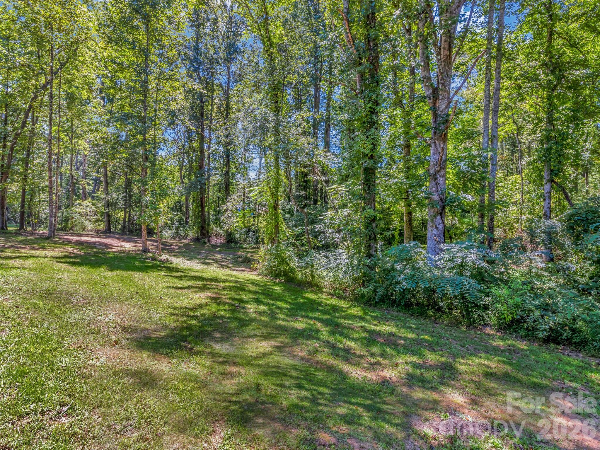 212 Walt Drive Hendersonville NC 28792