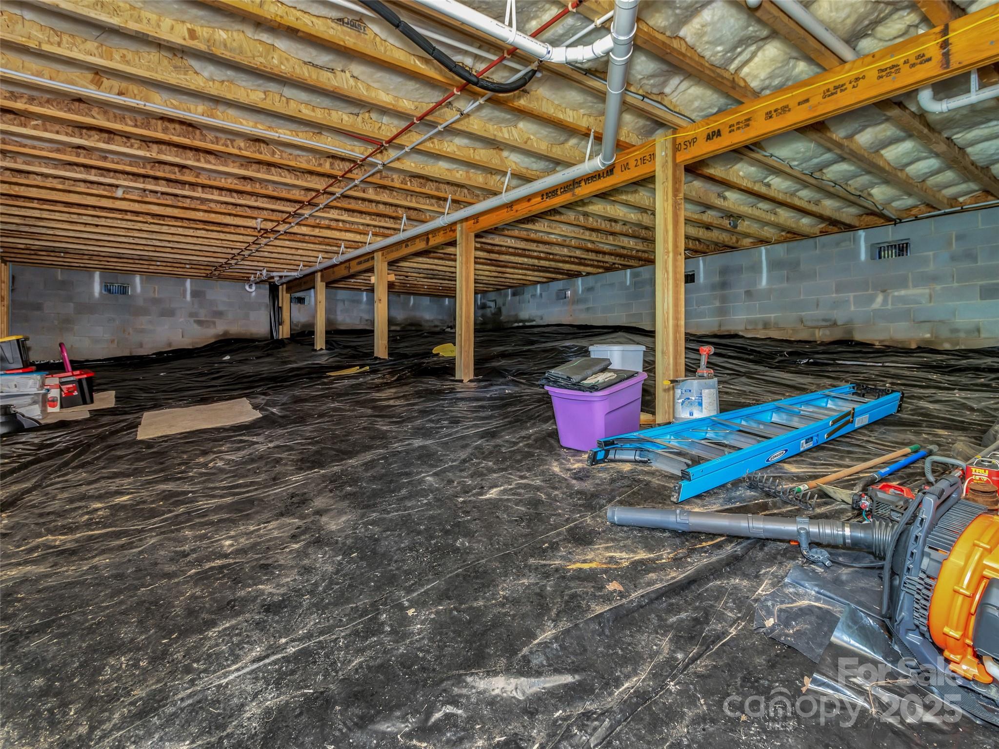 212 Walt Drive Hendersonville NC 28792