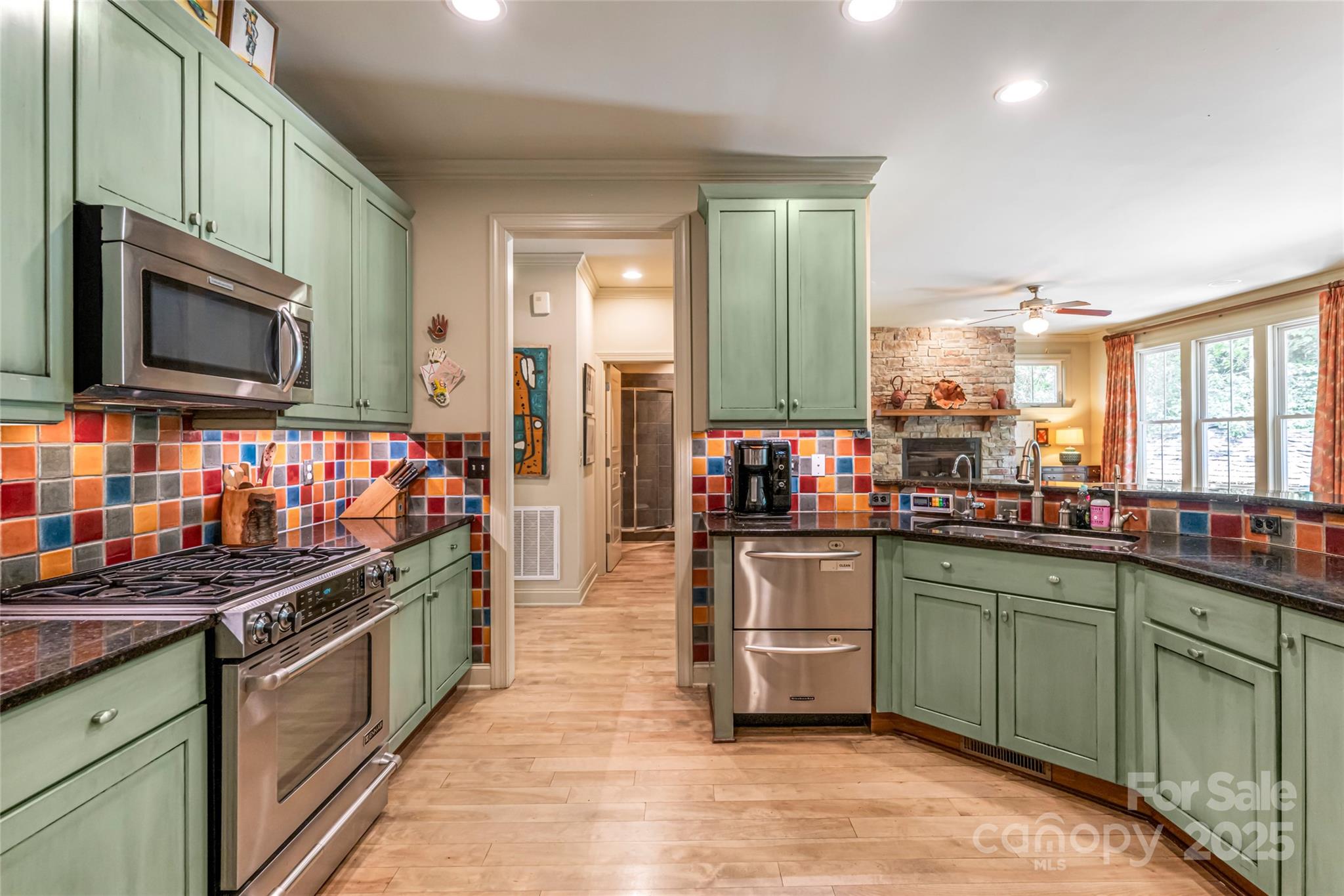7 White Palmer Court Biltmore Lake NC 28715
