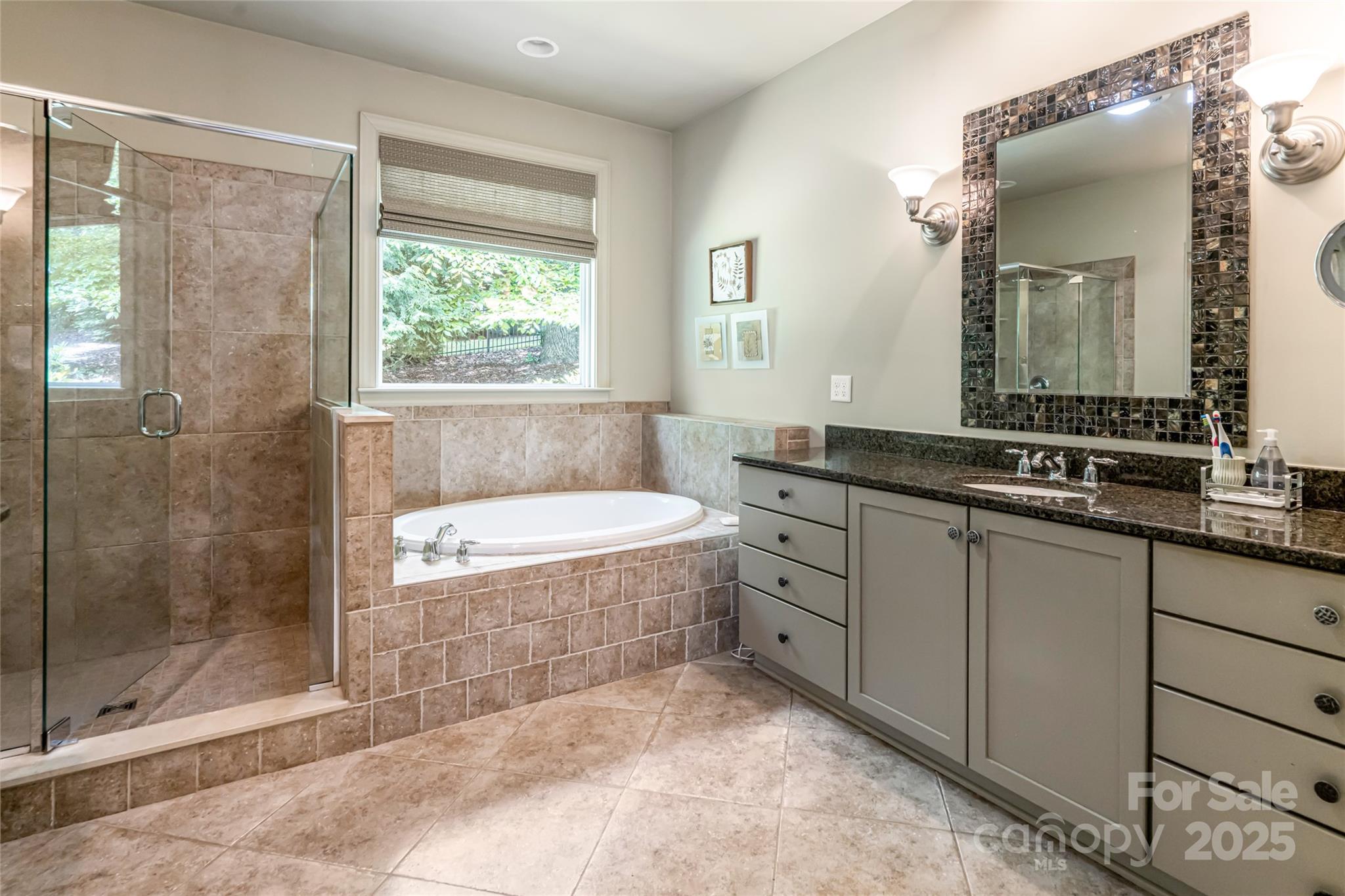 7 White Palmer Court Biltmore Lake NC 28715