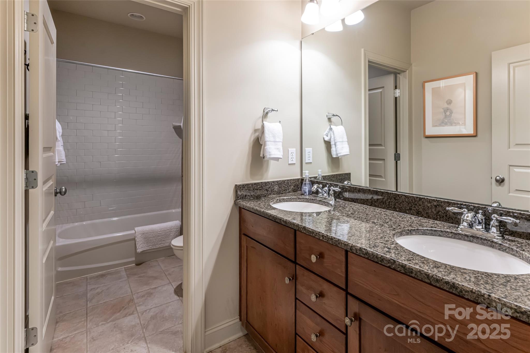 7 White Palmer Court Biltmore Lake NC 28715