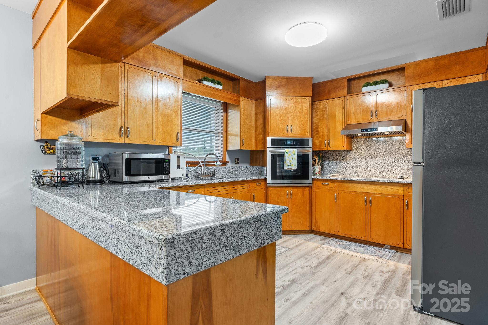 2761 Highland Avenue NE Hickory NC 28601
