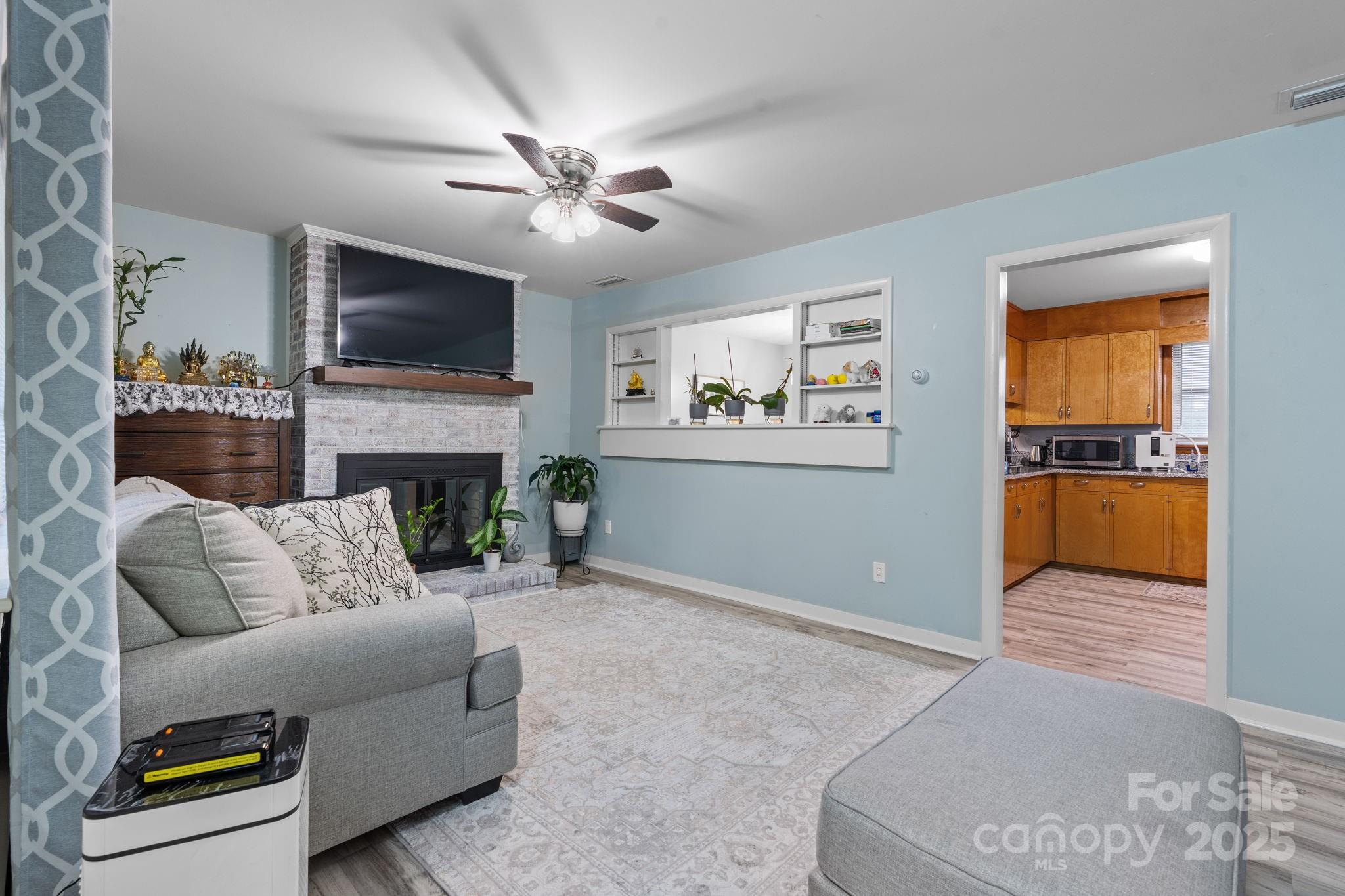 2761 Highland Avenue NE Hickory NC 28601