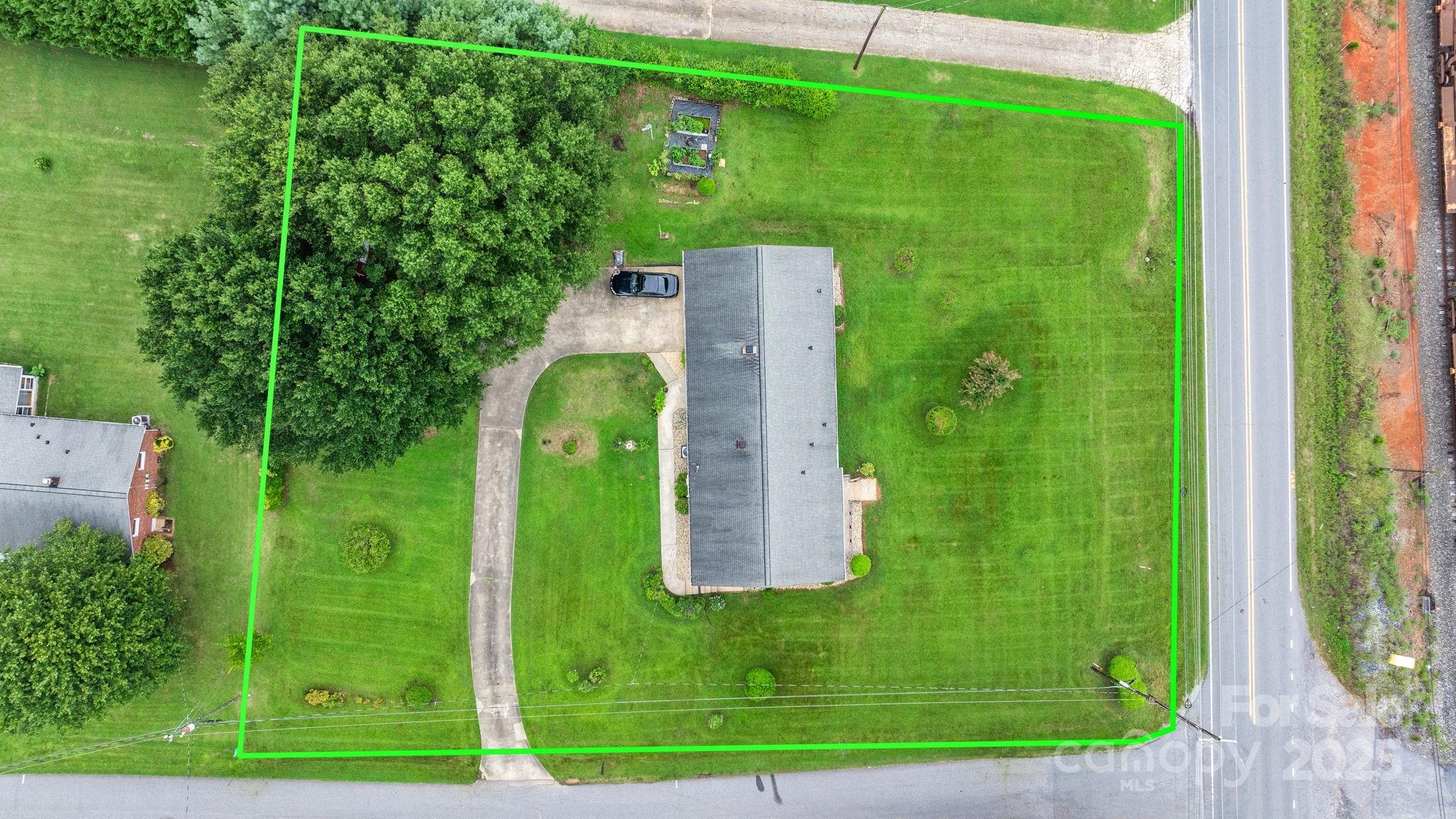 2761 Highland Avenue NE Hickory NC 28601