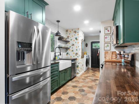 103 Rainbow Lane Black Mountain NC 28711