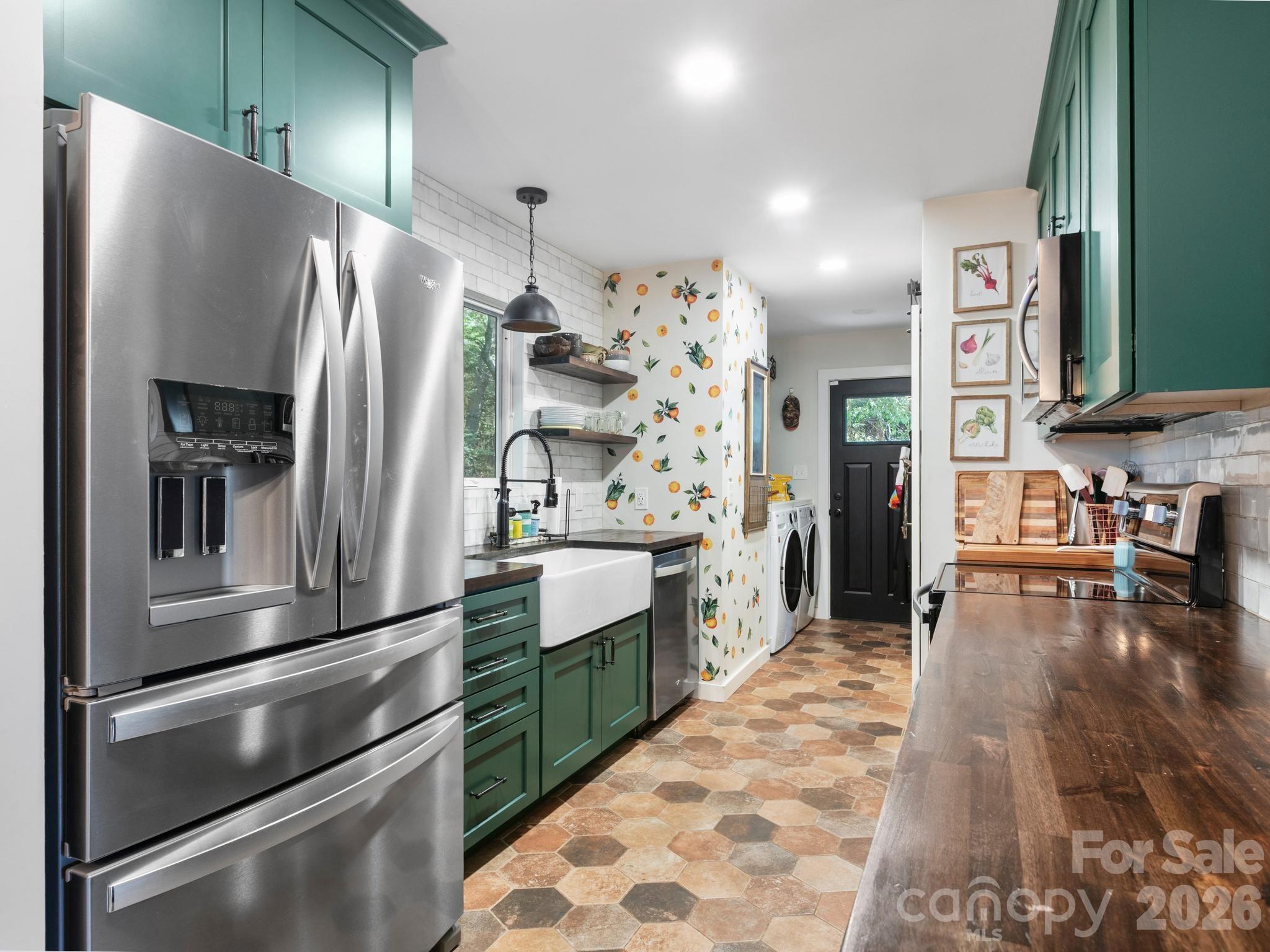 103 Rainbow Lane Black Mountain NC 28711