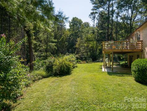 40 Applecross Road Weaverville NC 28787