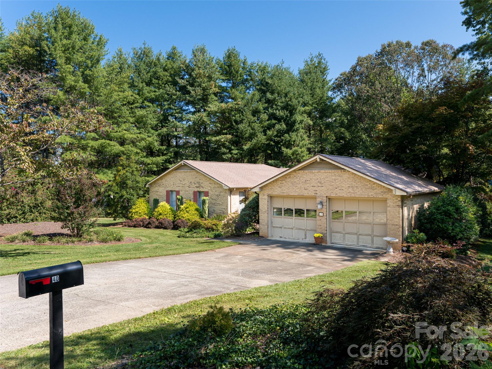 40 Applecross Road Weaverville NC 28787