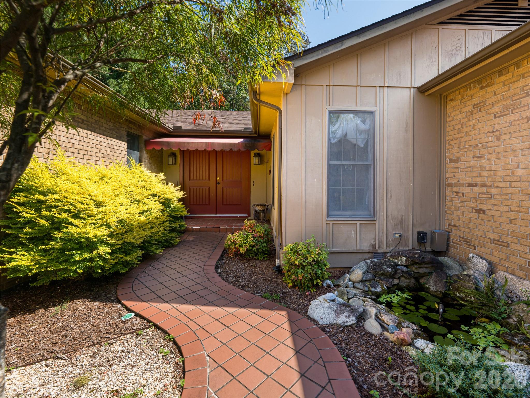 40 Applecross Road Weaverville NC 28787