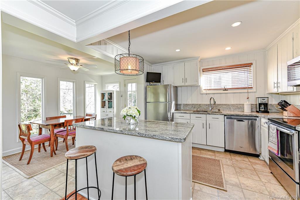 5327 Murrayhill Road Charlotte NC 28210