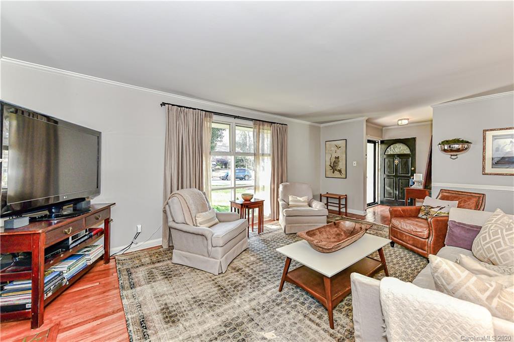 5327 Murrayhill Road Charlotte NC 28210