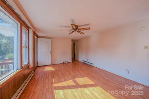 531 Bryson Road Candler NC 28715