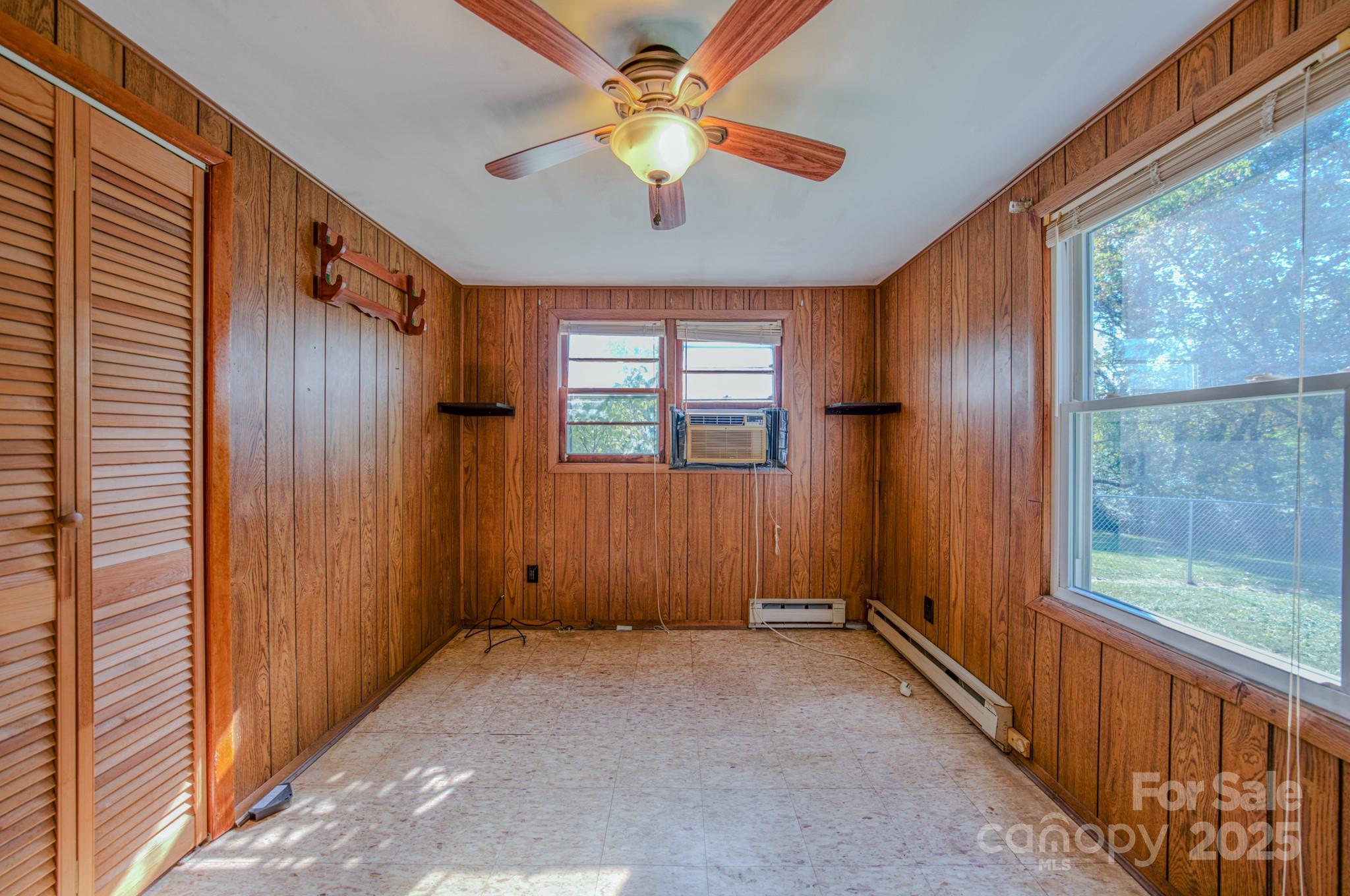 531 Bryson Road Candler NC 28715