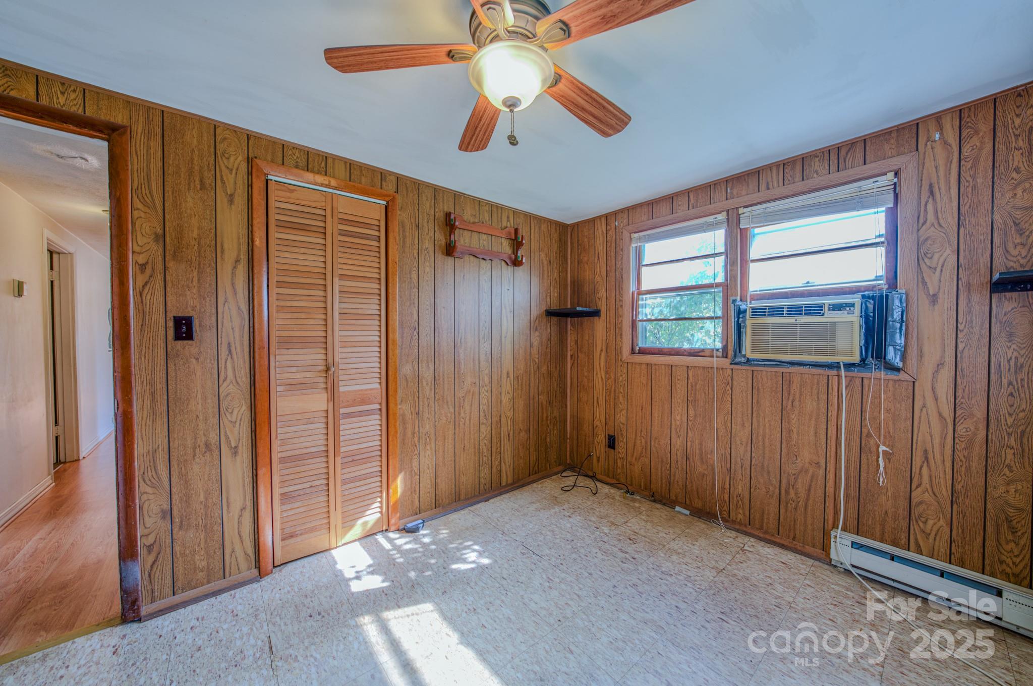 531 Bryson Road Candler NC 28715