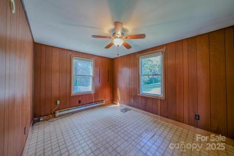 531 Bryson Road Candler NC 28715