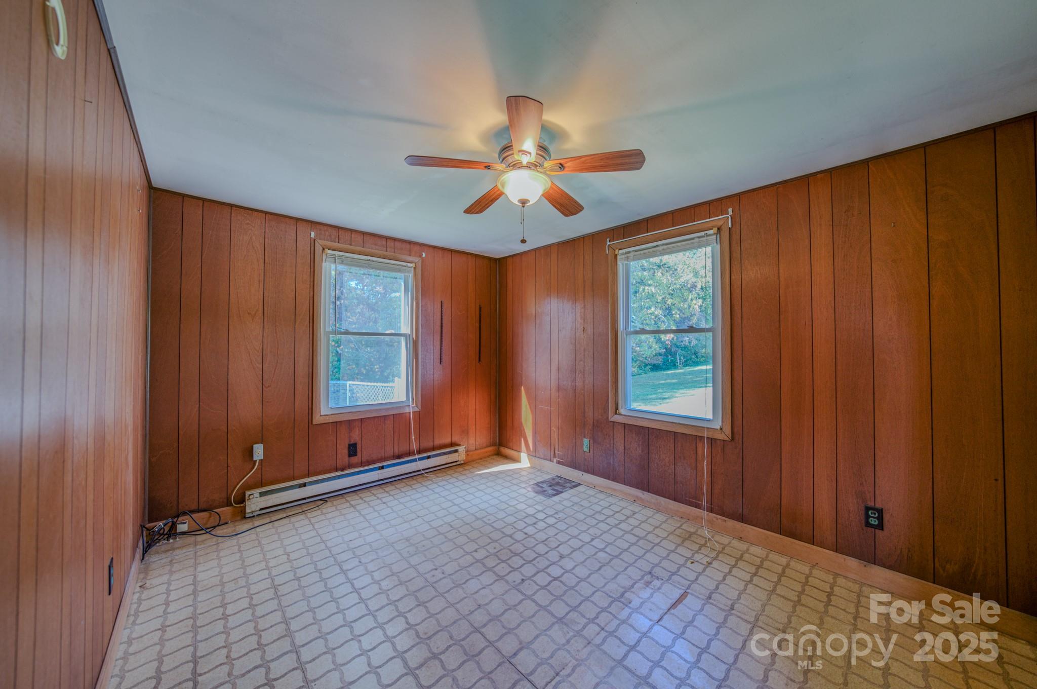 531 Bryson Road Candler NC 28715