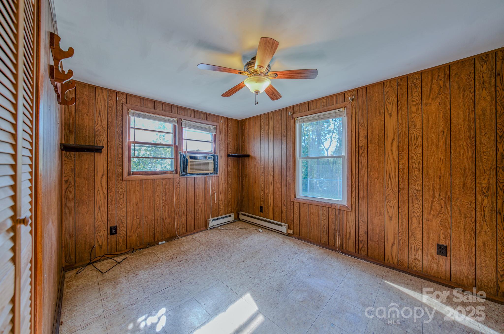 531 Bryson Road Candler NC 28715