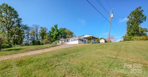 531 Bryson Road Candler NC 28715