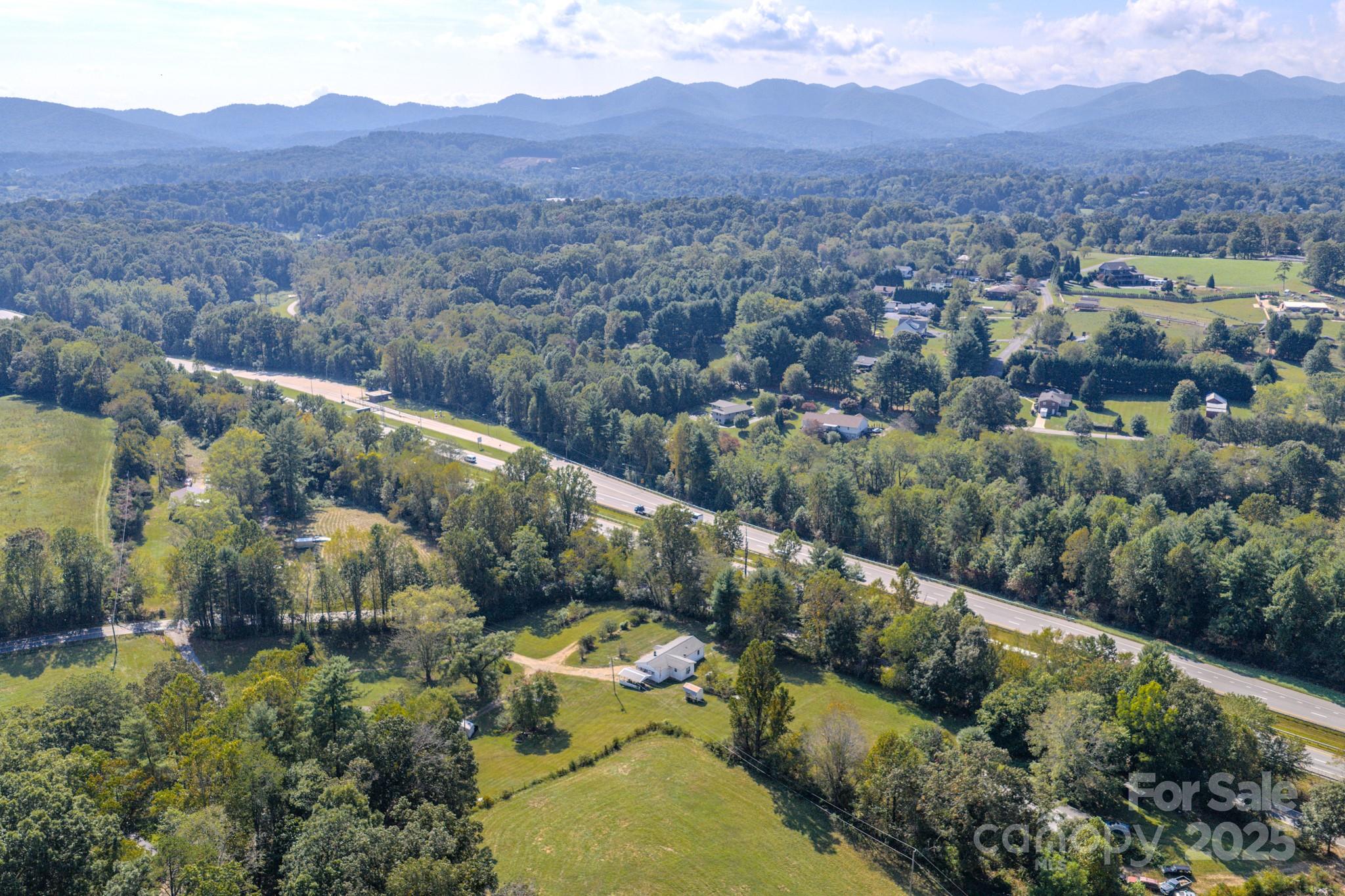 531 Bryson Road Candler NC 28715