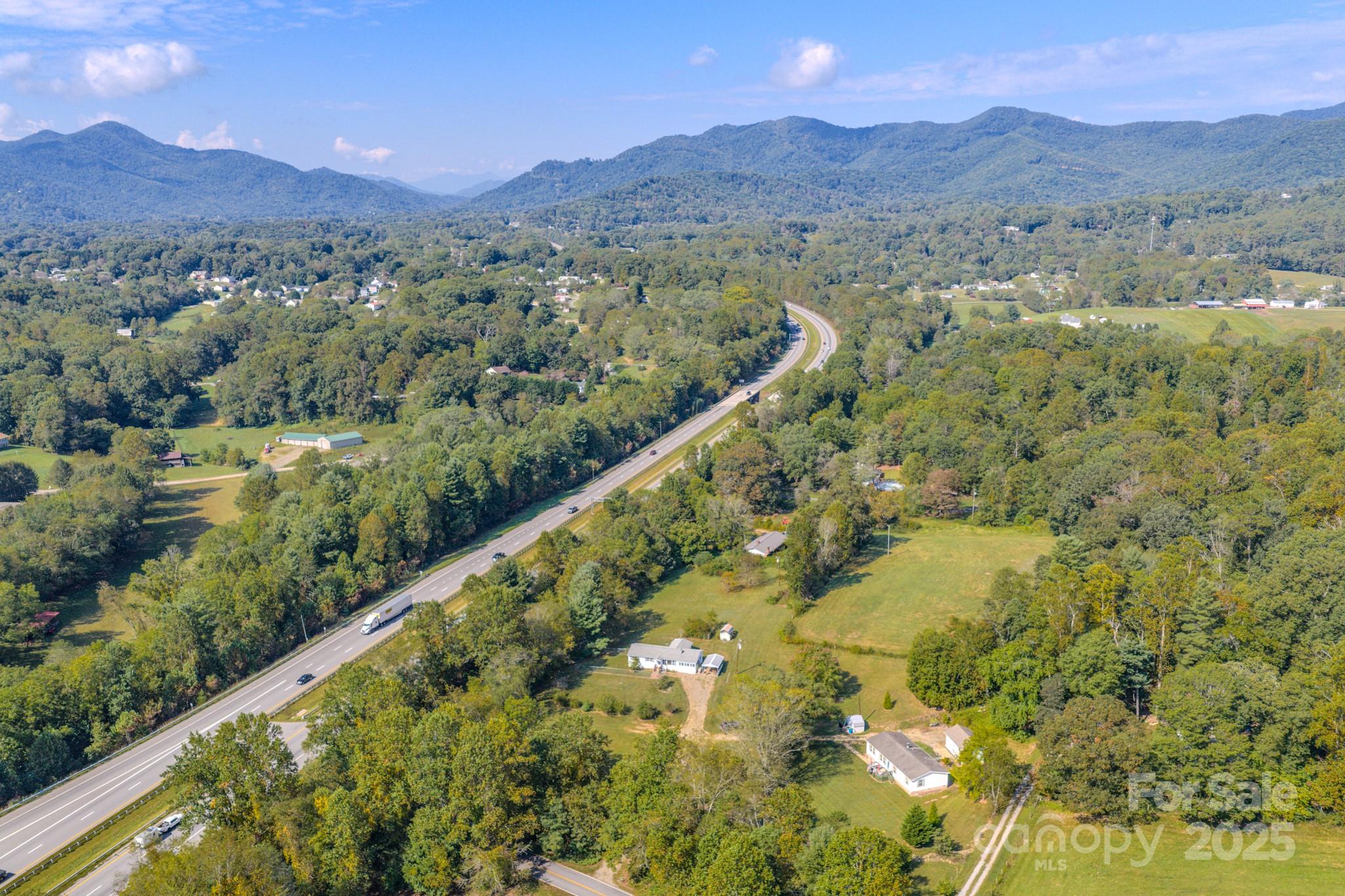 531 Bryson Road Candler NC 28715
