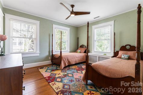 18 Edgemont Road Asheville NC 28801