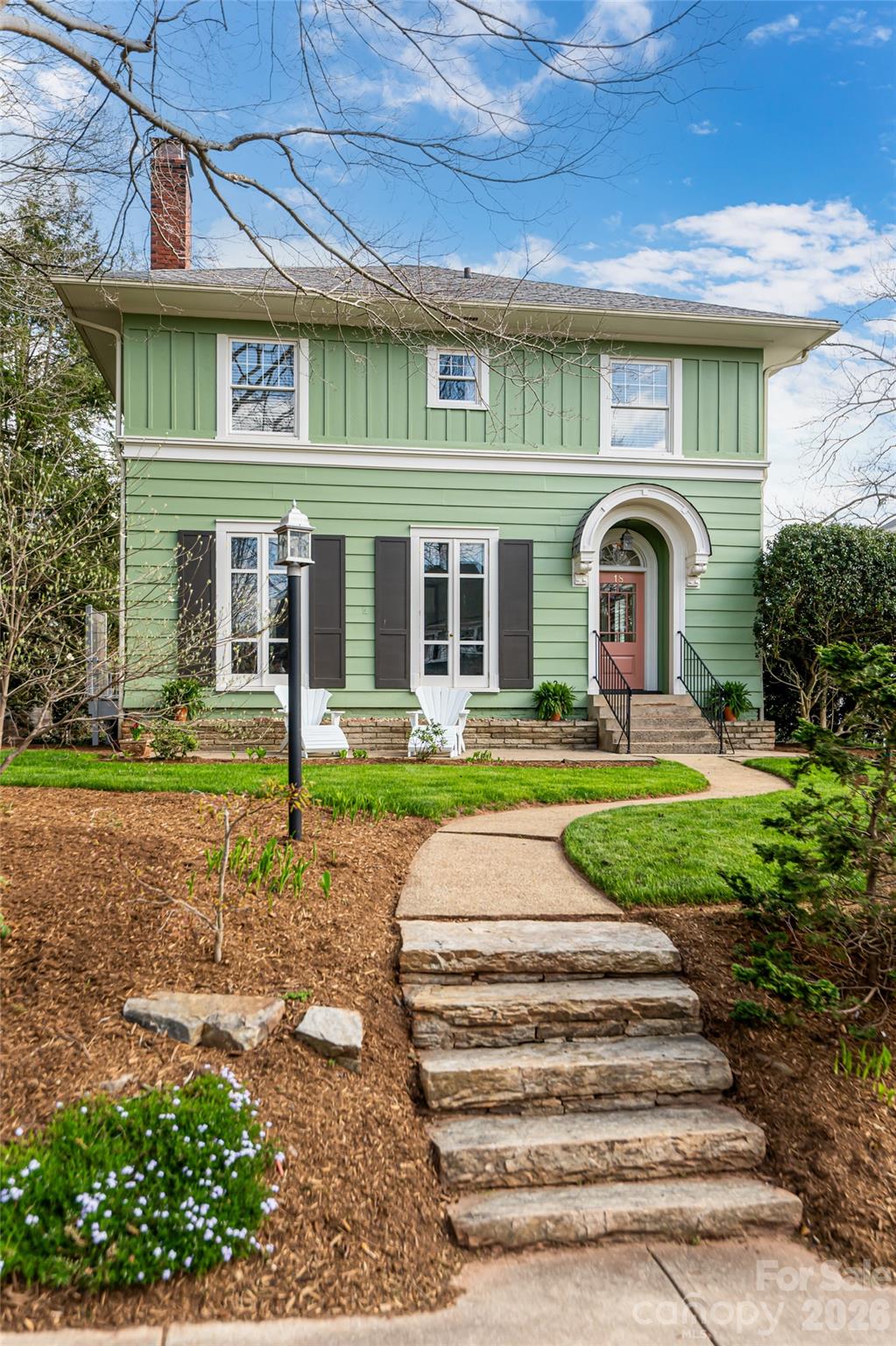 18 Edgemont Road Asheville NC 28801
