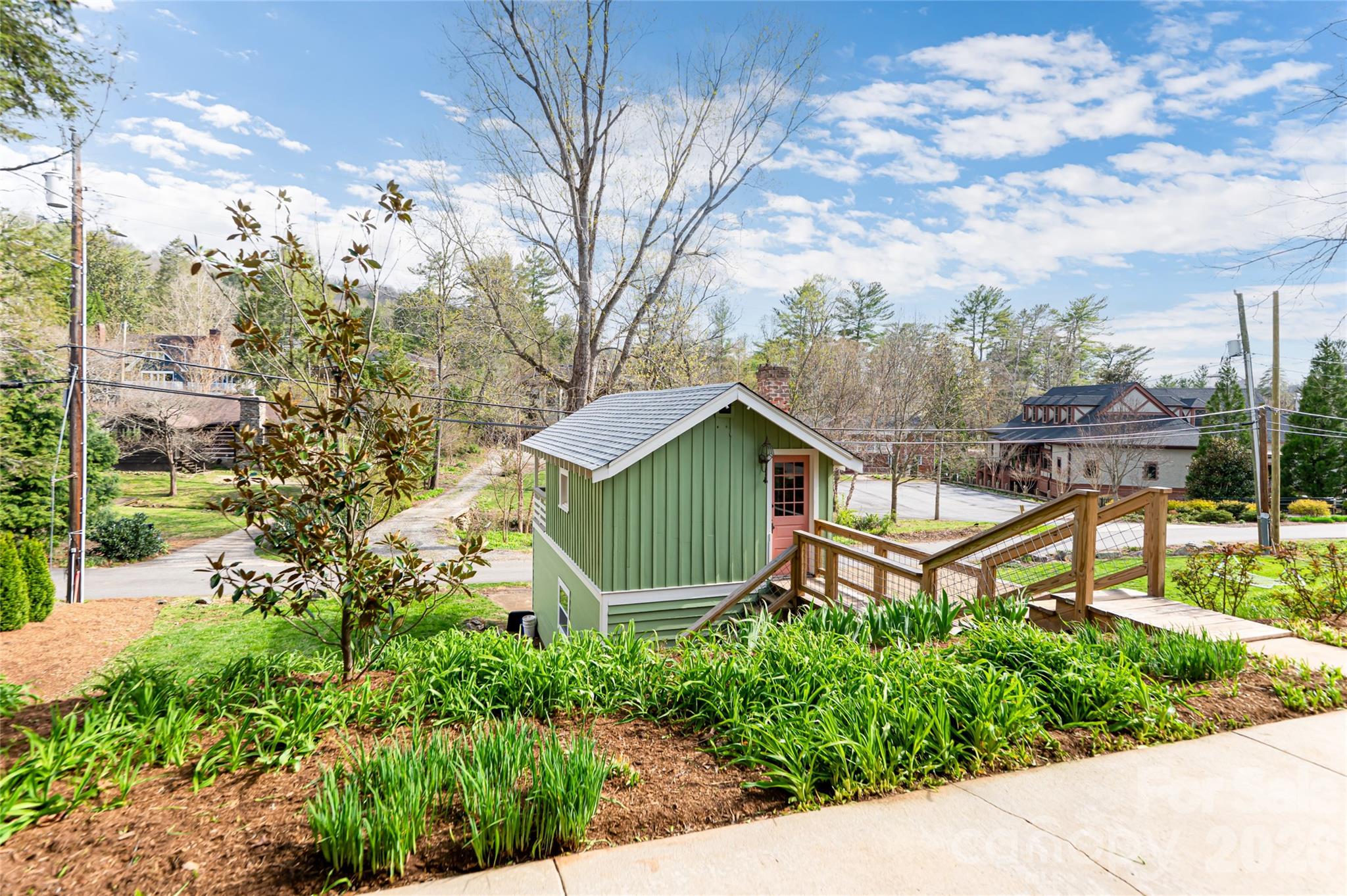 18 Edgemont Road Asheville NC 28801