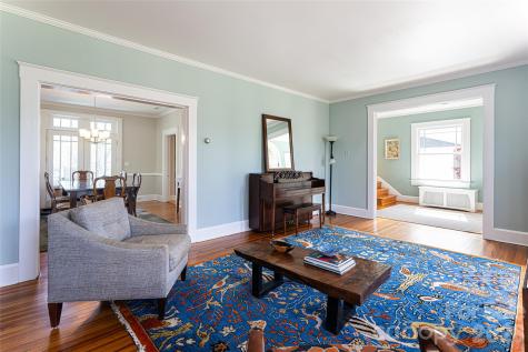 18 Edgemont Road Asheville NC 28801
