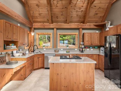 770 Dream Weaver Drive Penrose NC 28766