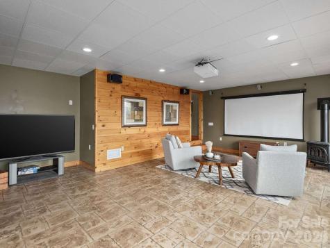 770 Dream Weaver Drive Penrose NC 28766
