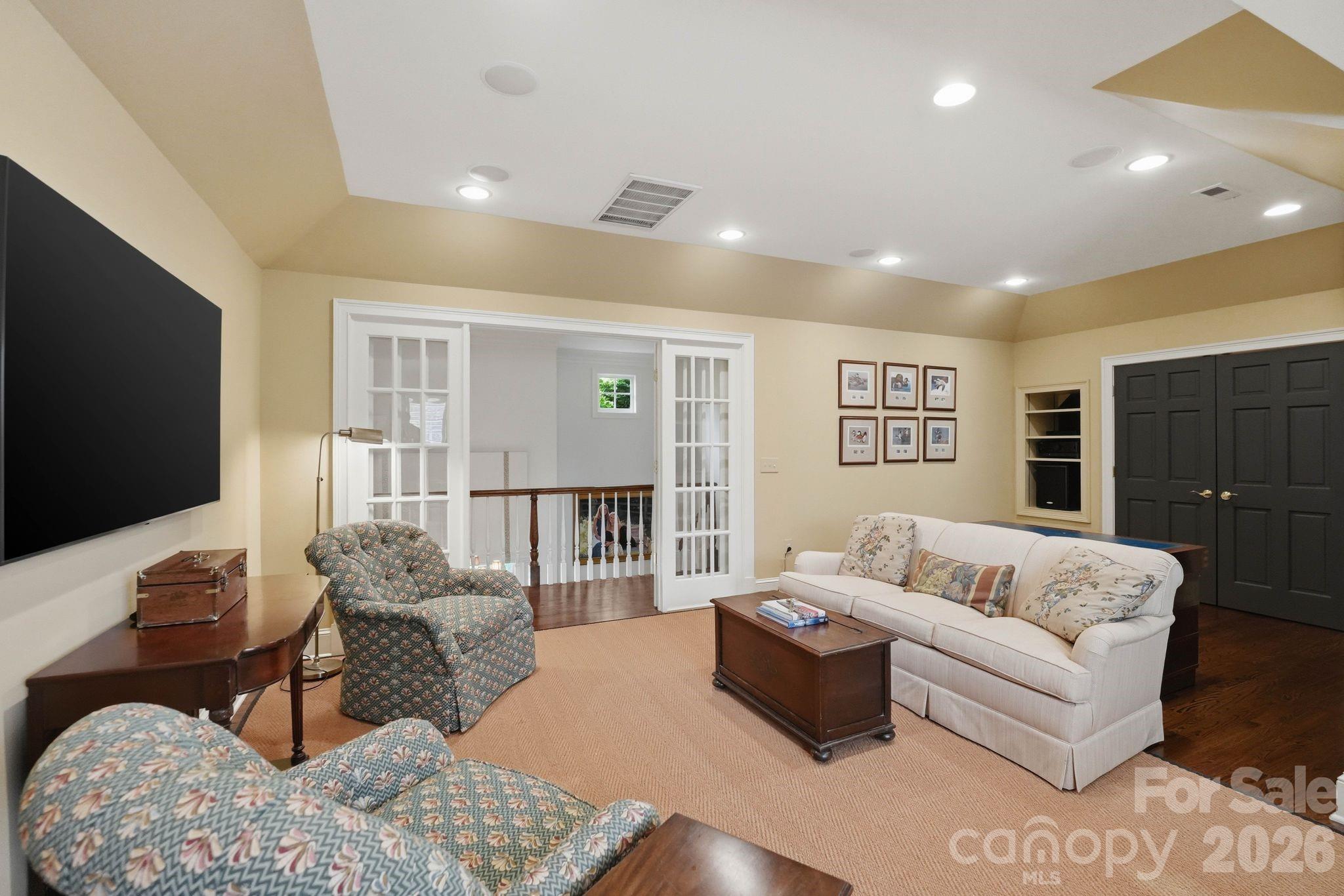 2618 Sheffield Crescent Court Charlotte NC 28226