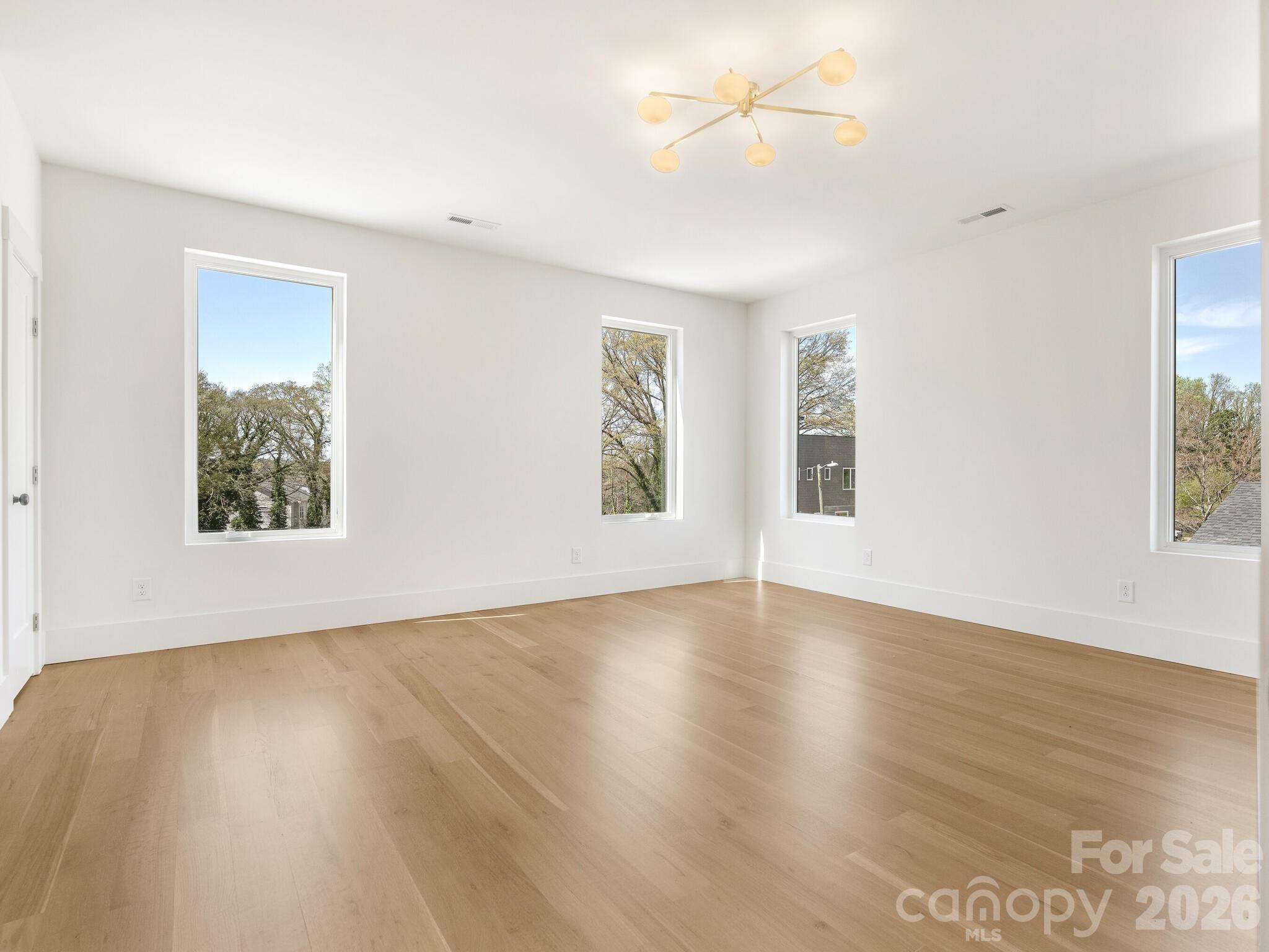129 French Street Charlotte NC 28216